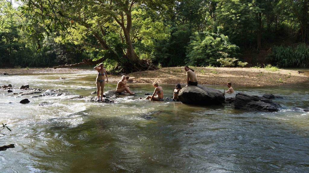 Athgira River Camping - ウダワラウェ エクステリア 写真